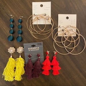 Bundle of earrings